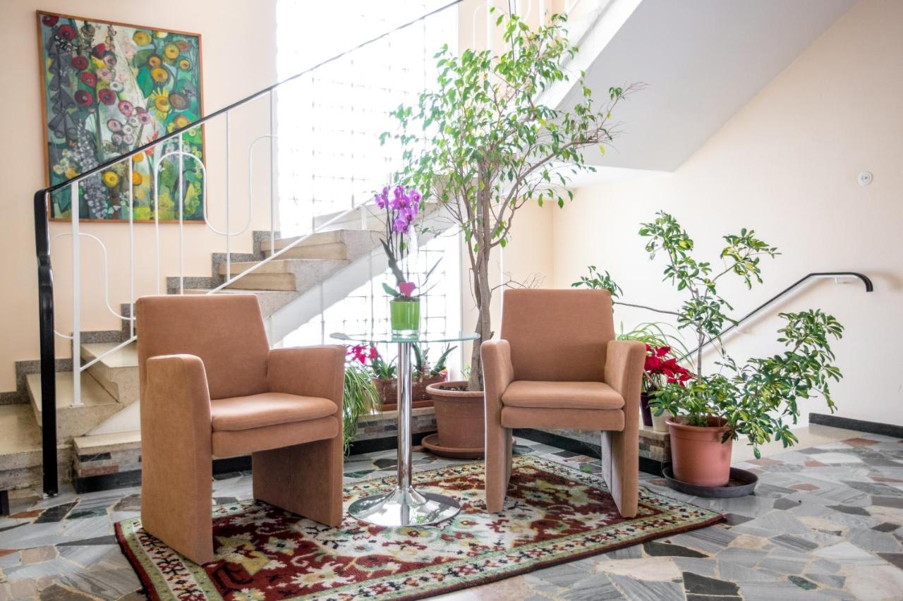Hotel Reineldis Mureck Extérieur photo