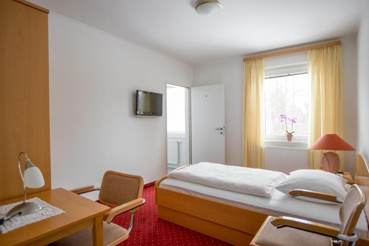 Hotel Reineldis Mureck Extérieur photo