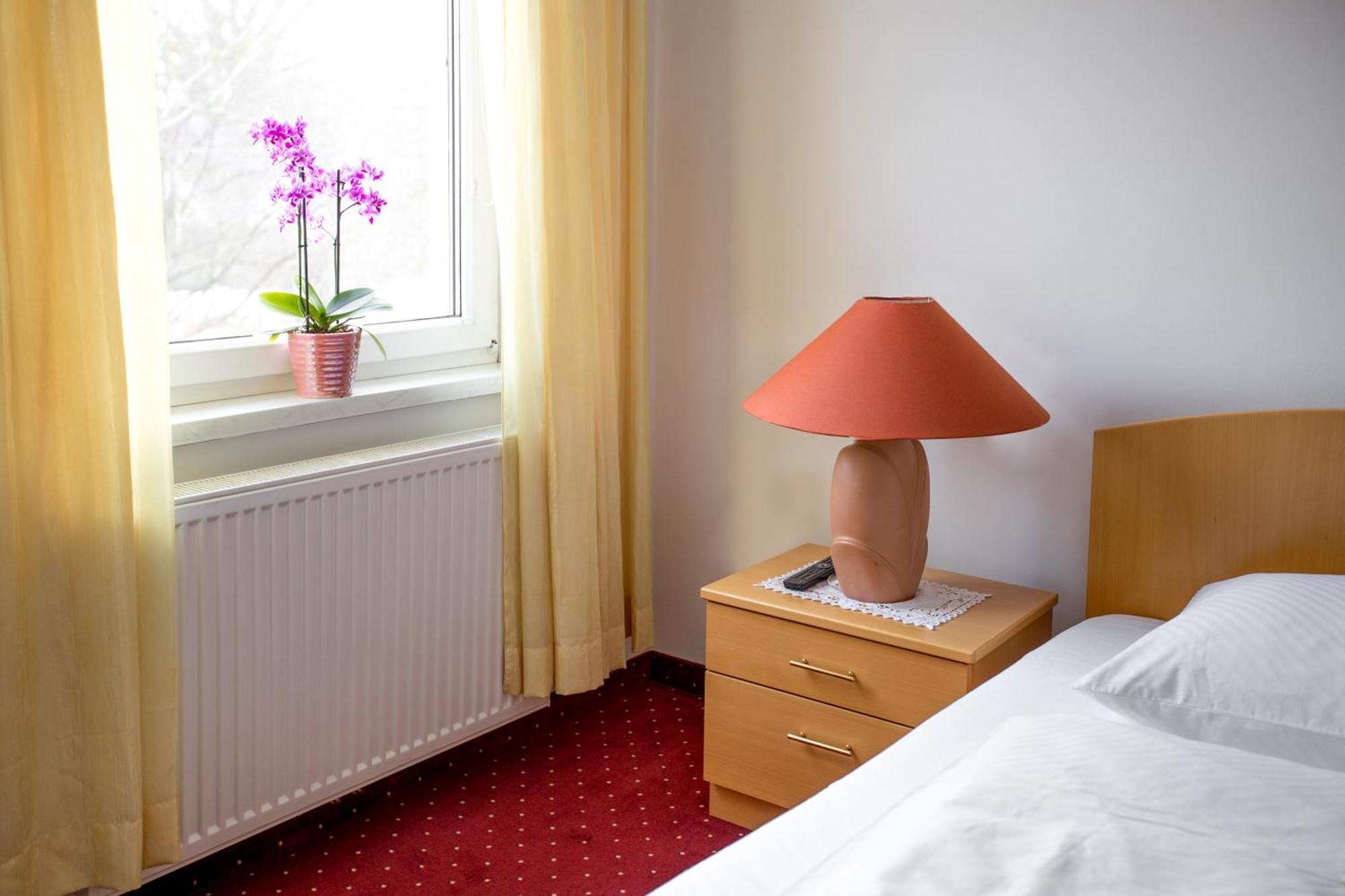 Hotel Reineldis Mureck Chambre photo